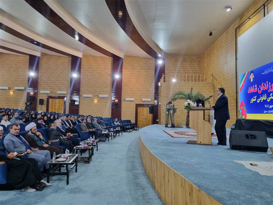 اعتلای کشور، مرهون خون شهداست